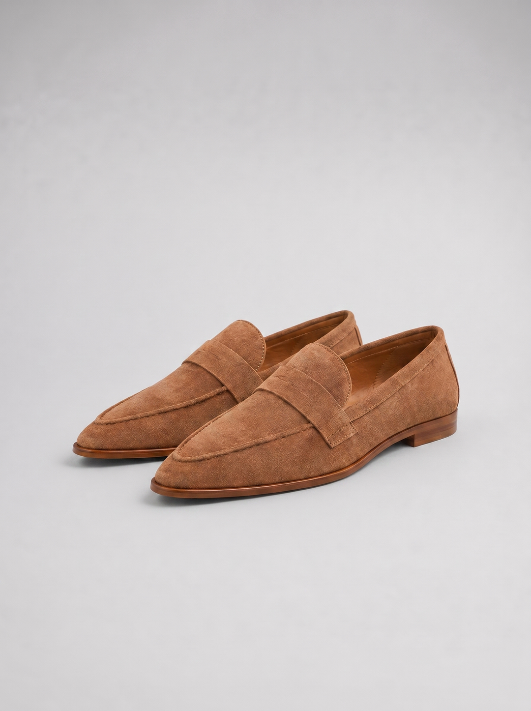 Women's Pointed Comfort Loafers - Suede Style product image | Invictora.com