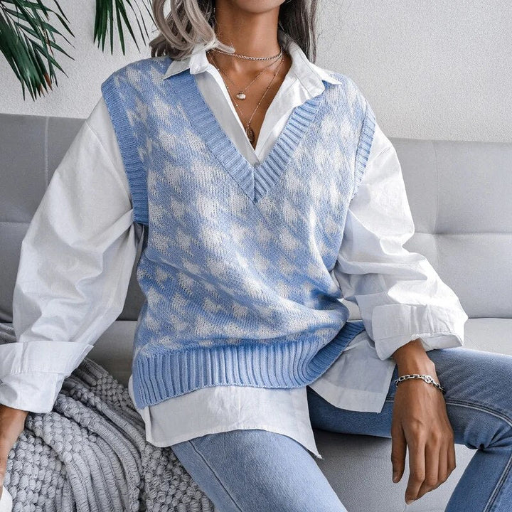 Women's Knitted Vest – Houndstooth V-Neck