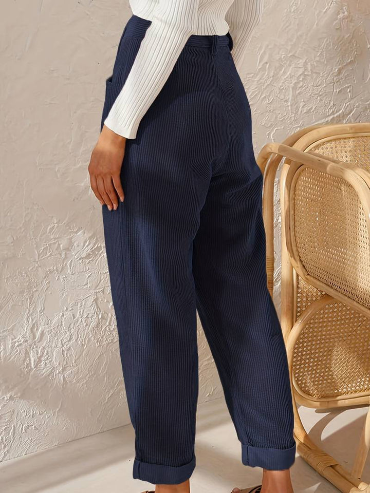 Women's Savanna Cord Pants in Army Green | Invictora.com