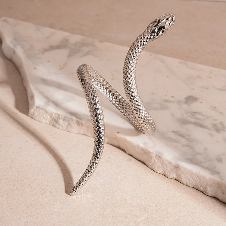 Women's Virella Sculpted Serpent Set | Invictora.com
