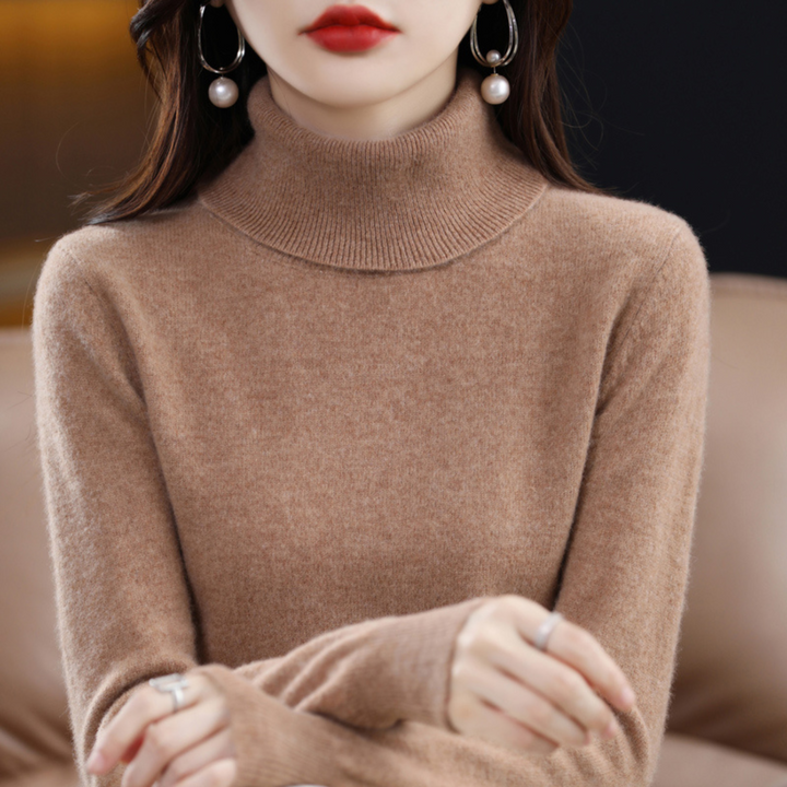 Women's Elena Cashmere Turtleneck | Invictora.com
