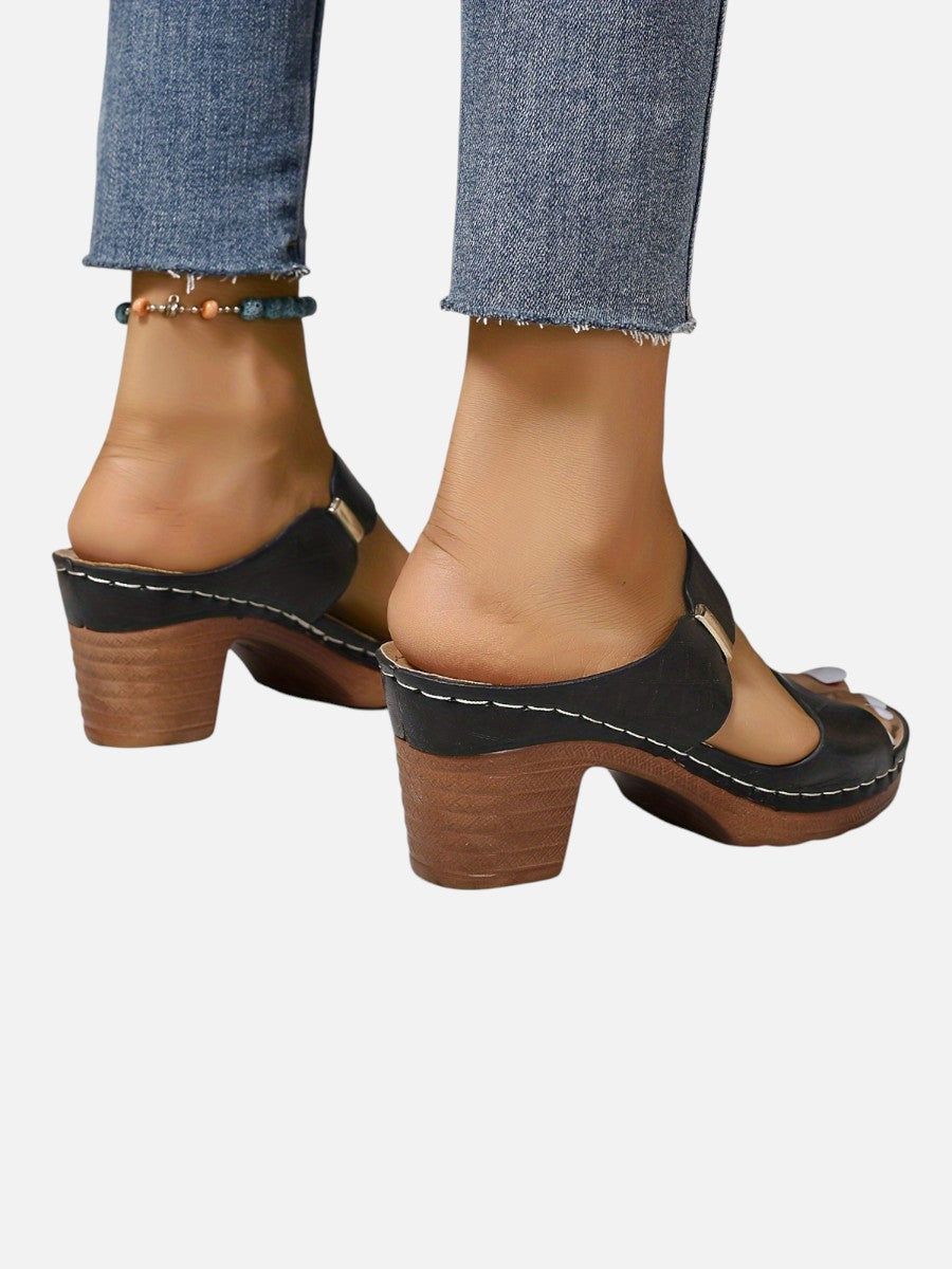 Women's Comfort Block Heel Sandals – Quilted Leather Look in Brown | Invictora.com