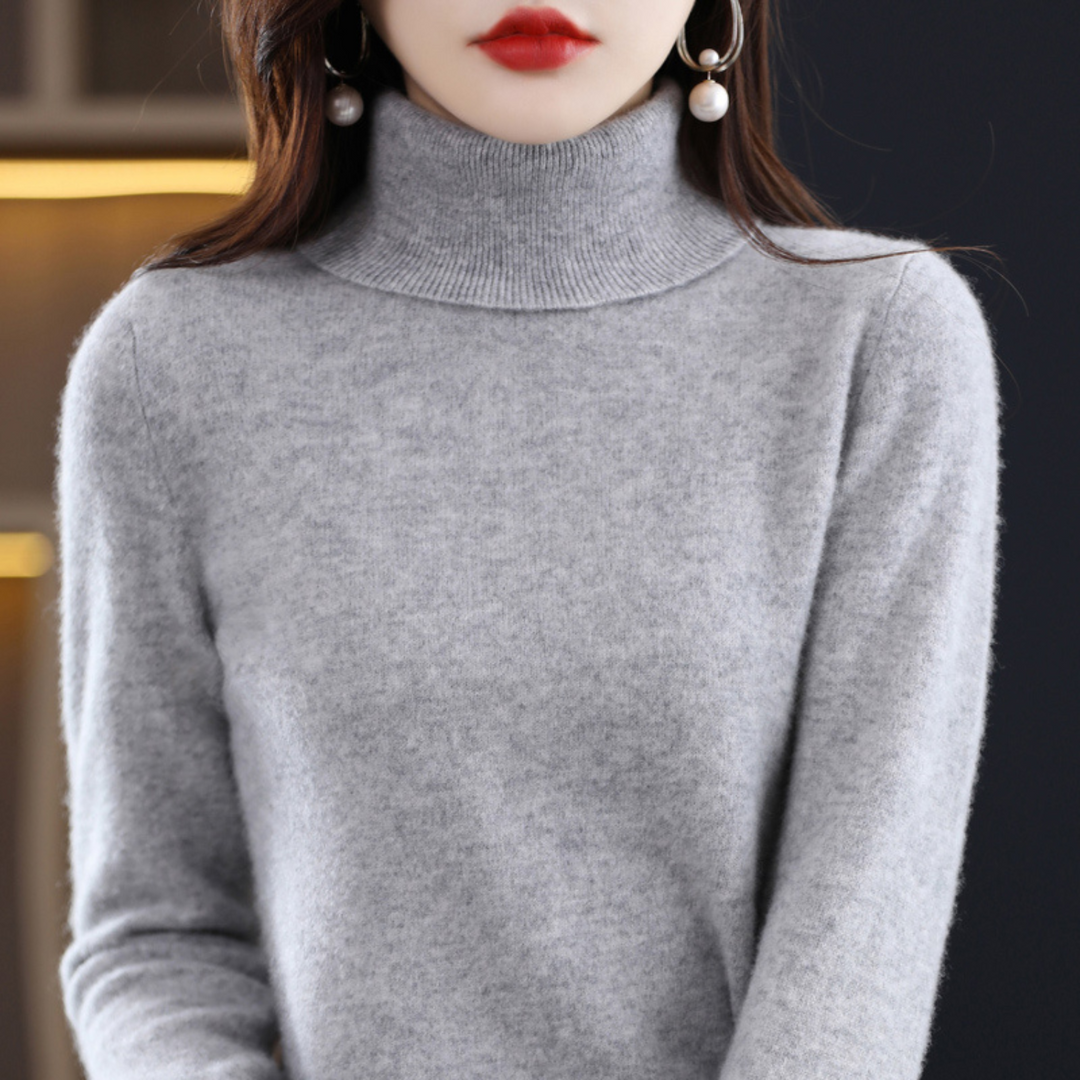 Women's Elena Cashmere Turtleneck in Blue | Invictora.com