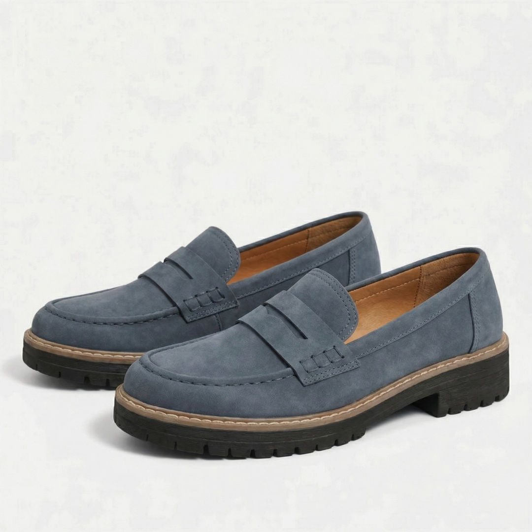 Women's Classic Comfort Loafers – Leather Look in Black | Invictora.com