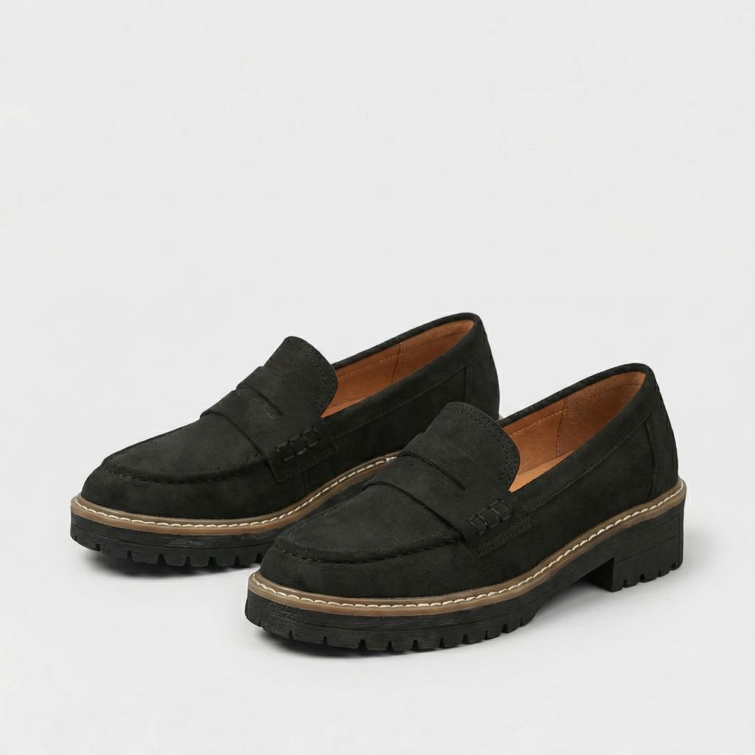 Women's Classic Comfort Loafers – Leather Look in Black | Invictora.com