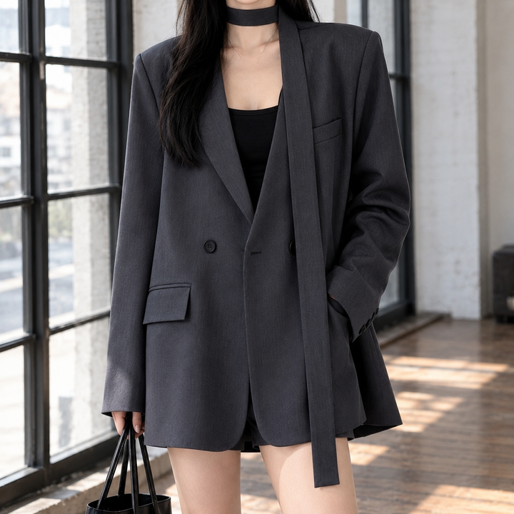 Women's Eleanora Relaxed Blazer in Gray | Invictora.com