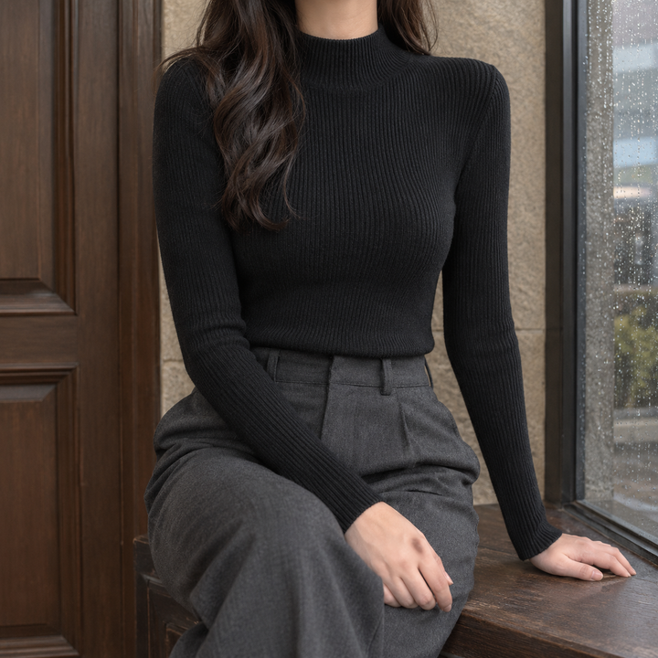 Women's Selena Ribbed Sweater | Invictora.com