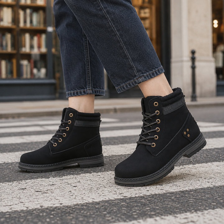 Vinci-Capri Women's Lace-Up Boots product image | Invictora.com