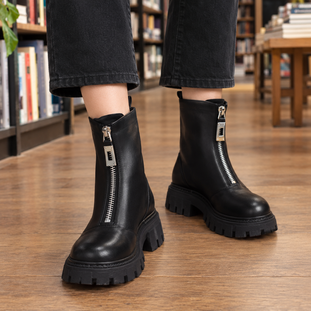 Pallavicini Women's Zip Ankle Boots product image | Invictora.com