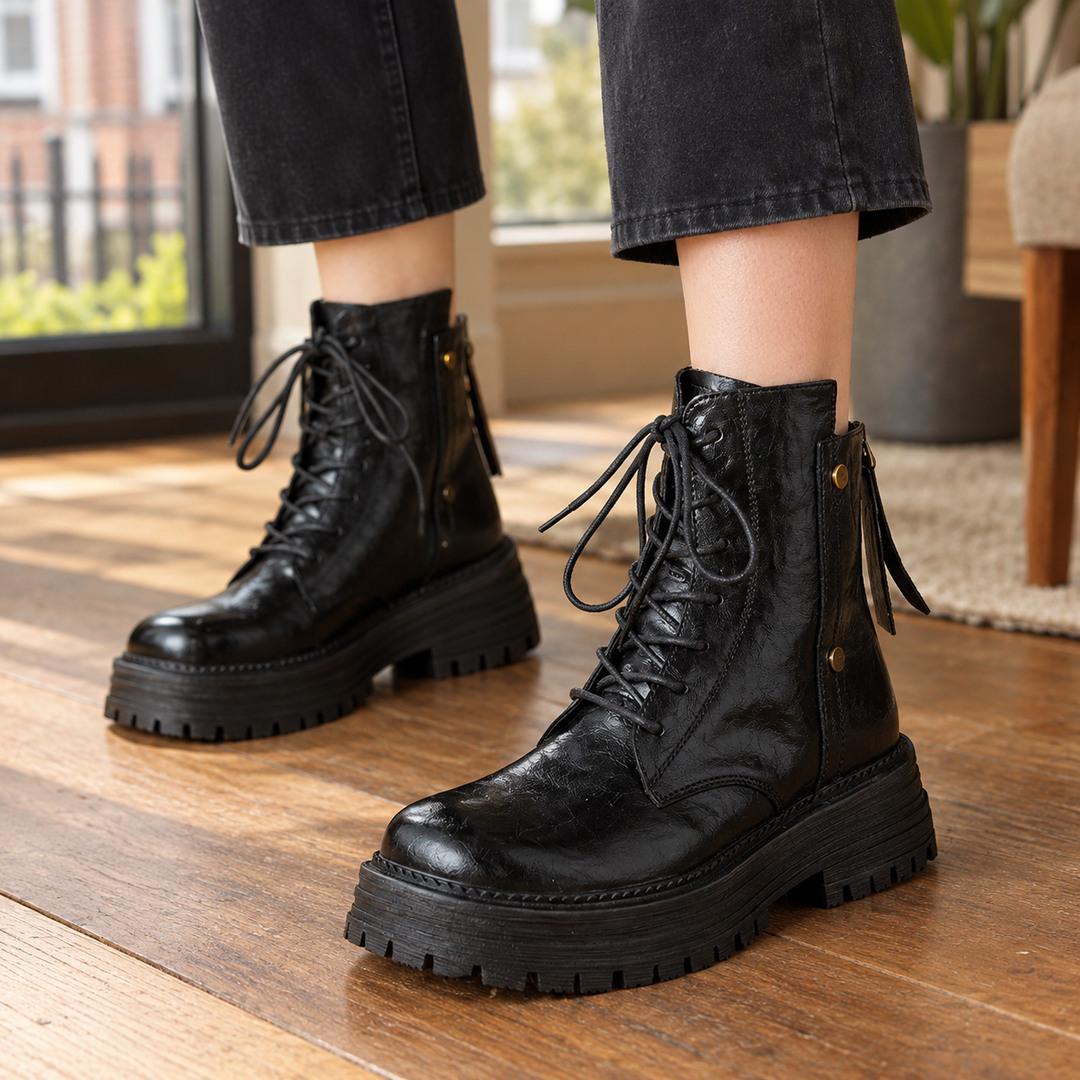 Caprera-Arezzo Women's Lace-Up Boots product image | Invictora.com