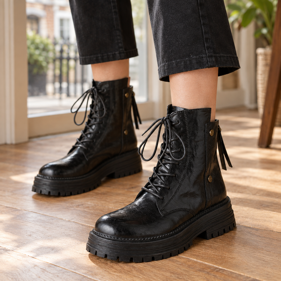Caprera-Arezzo Women's Lace-Up Boots product image | Invictora.com