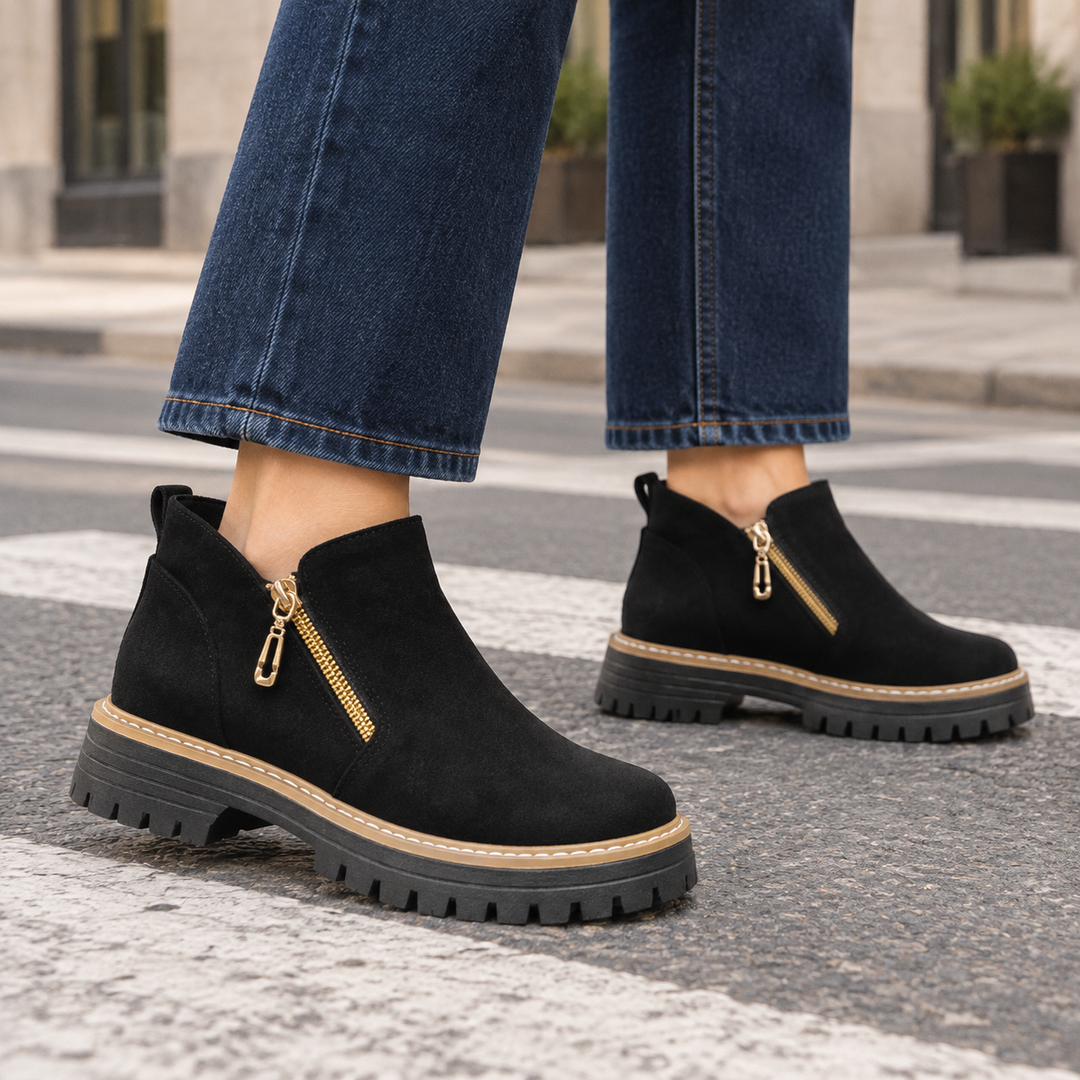 Women's Pignatelli Suede Ankle Boots in Black | Invictora.com