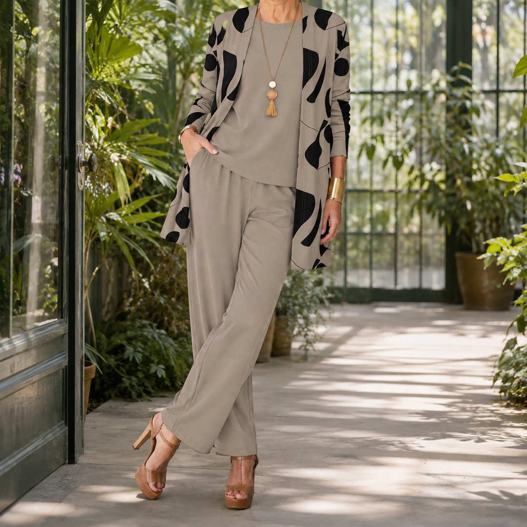 Women's Celeste Printed Pants Set | Invictora.com