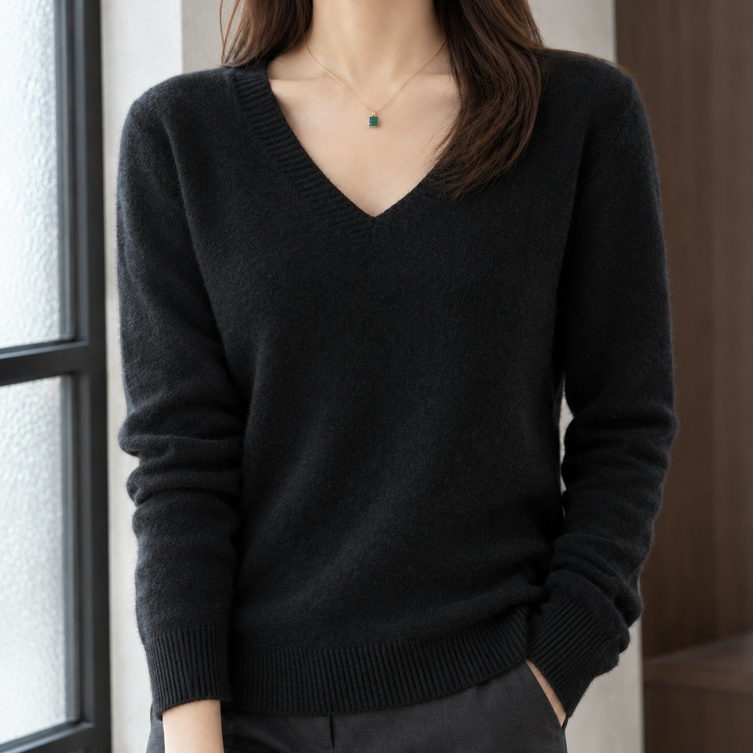 Women's Natalie V-Neck Sweater in Black | Invictora.com