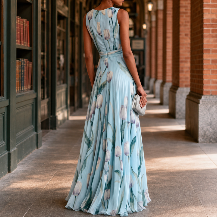 Women's Annabel-Lane Deep V Dress product image | Invictora.com