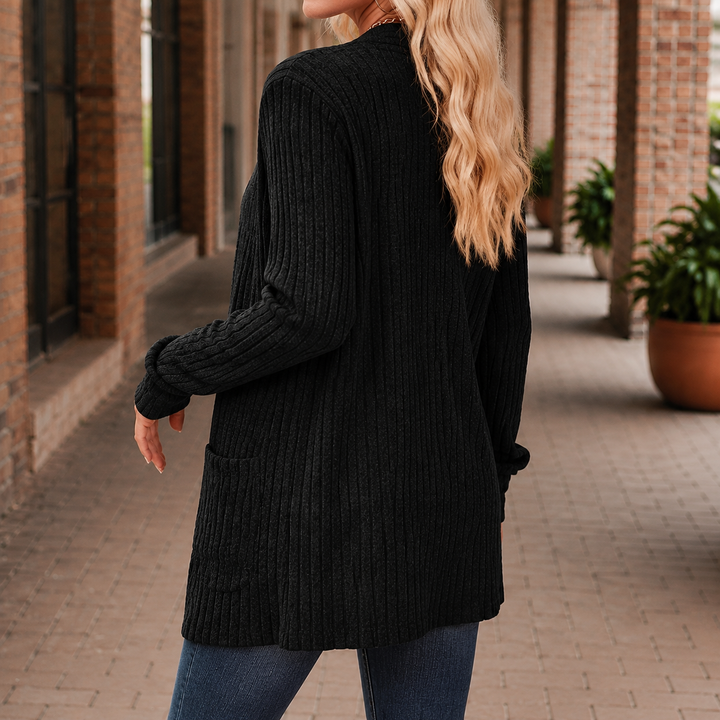 Women's Grace-Kate Ribbed Cardigan in Black | Invictora.com