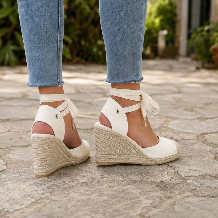 Women's Cardini Lace-Up Wedges in White | Invictora.com