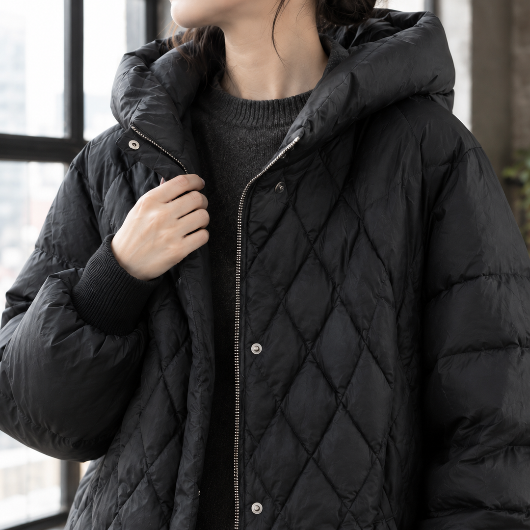 Women's Elise-Jade Quilted Jacket in Black | Invictora.com
