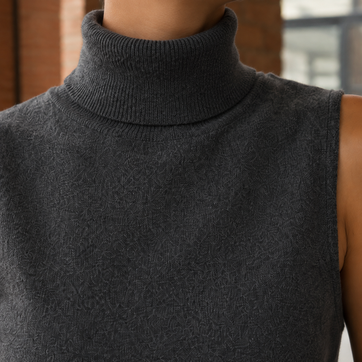 Women's Sabine-Skye Turtleneck Sweater in Dark Gray | Invictora.com