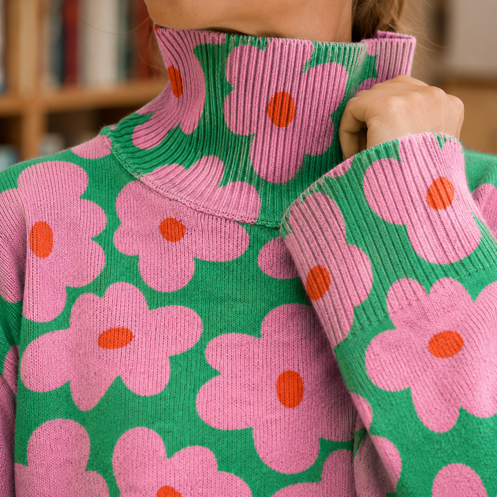 Women's Mireille-Jane Floral Sweater in Flower Pattern | Invictora.com