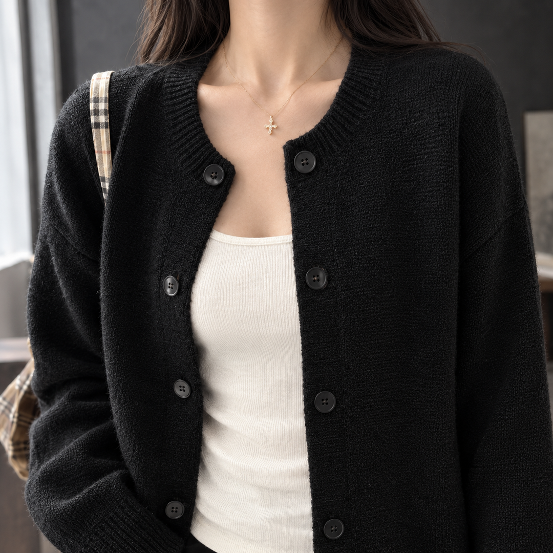 Women's Alma Relaxed Cardigan in Black | Invictora.com