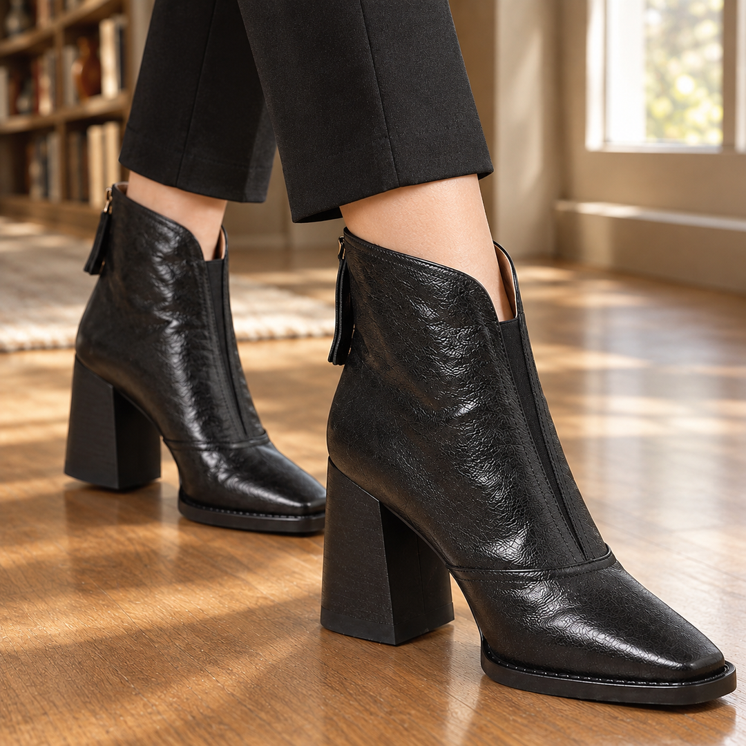 Women's Gattinara Square Toe Boots in Black | Invictora.com