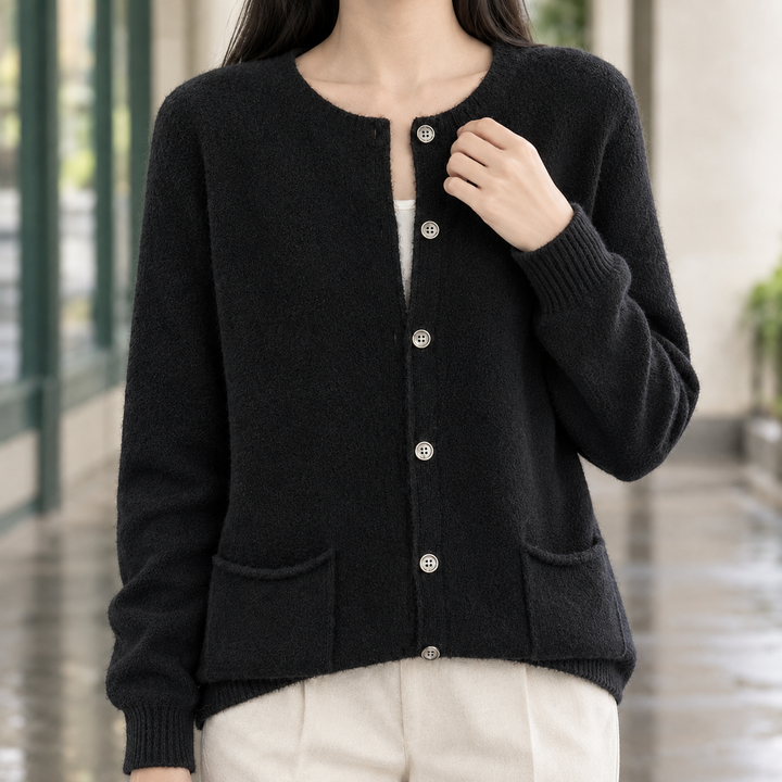 Women's Carina-Mae Pocket Cardigan in Black | Invictora.com