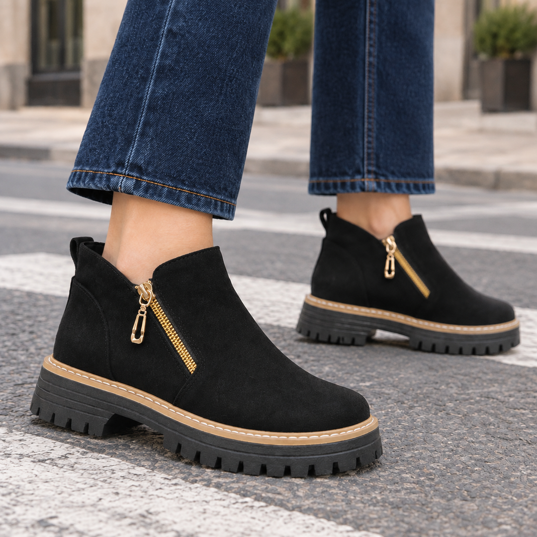 Women's Pignatelli Suede Ankle Boots in Black | Invictora.com