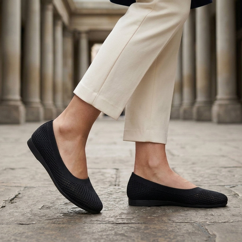 Women's Vicenza Knit Flats product image | Invictora.com