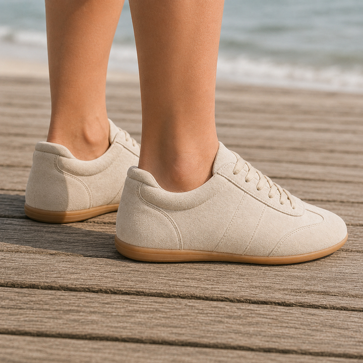 Women's Bordoni Suede Sneakers product image | Invictora.com