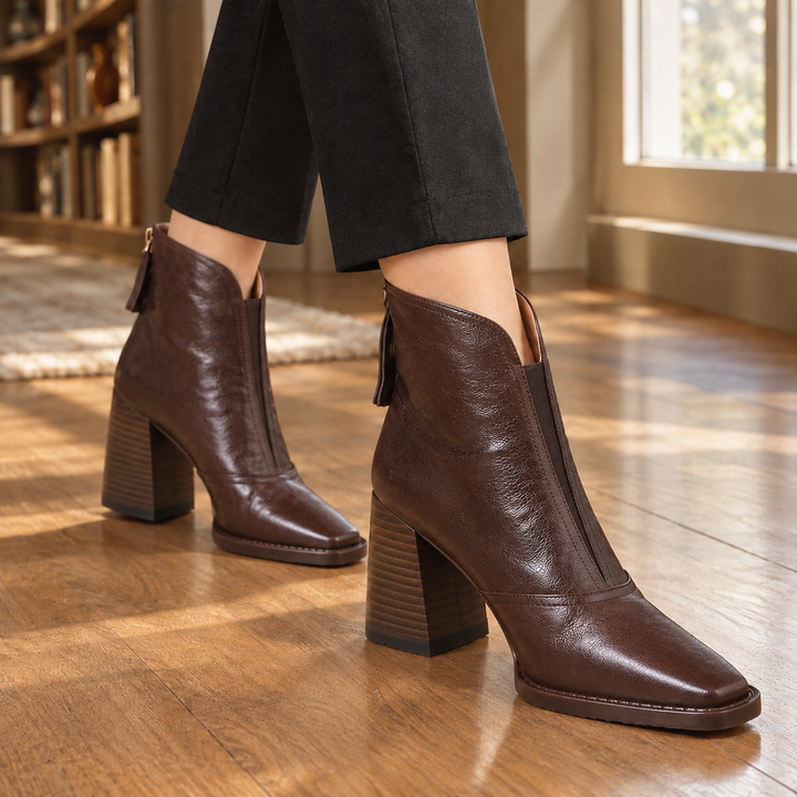 Women's Gattinara Square Toe Boots product image | Invictora.com