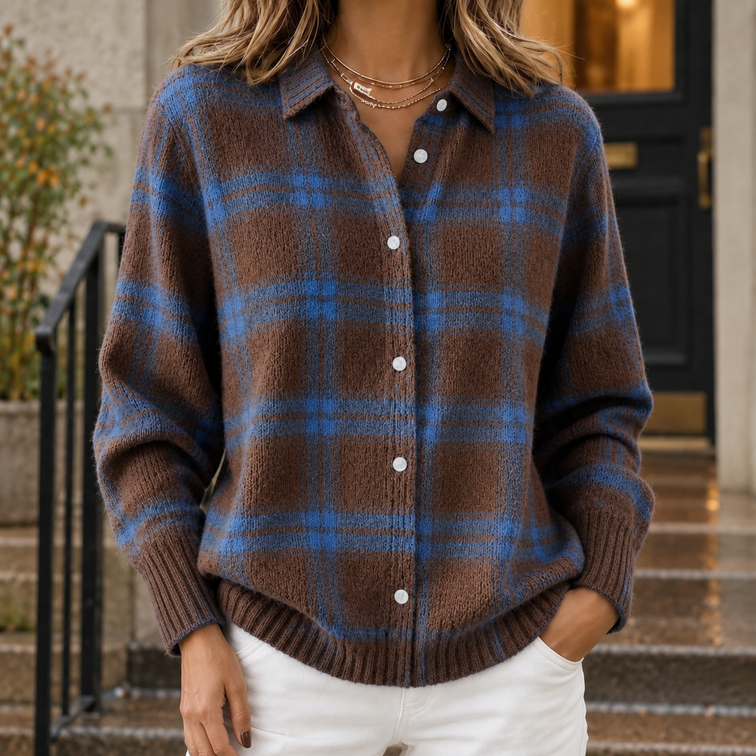Women's Angelique-Claire Plaid Overshirt in Blue | Invictora.com
