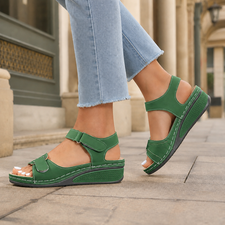 Women's Pacelli Orthopedic Sandals in Red | Invictora.com