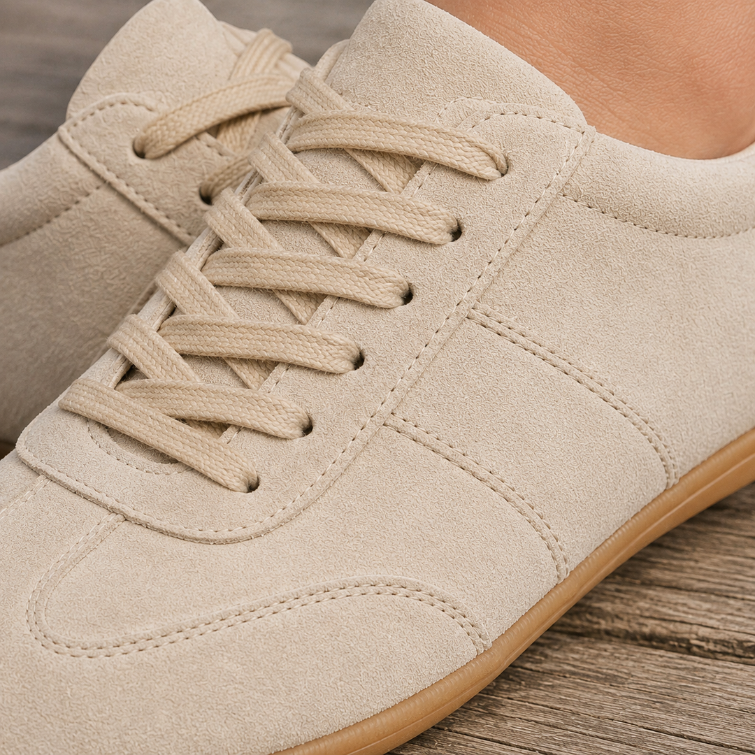 Women's Bordoni Suede Sneakers product image | Invictora.com