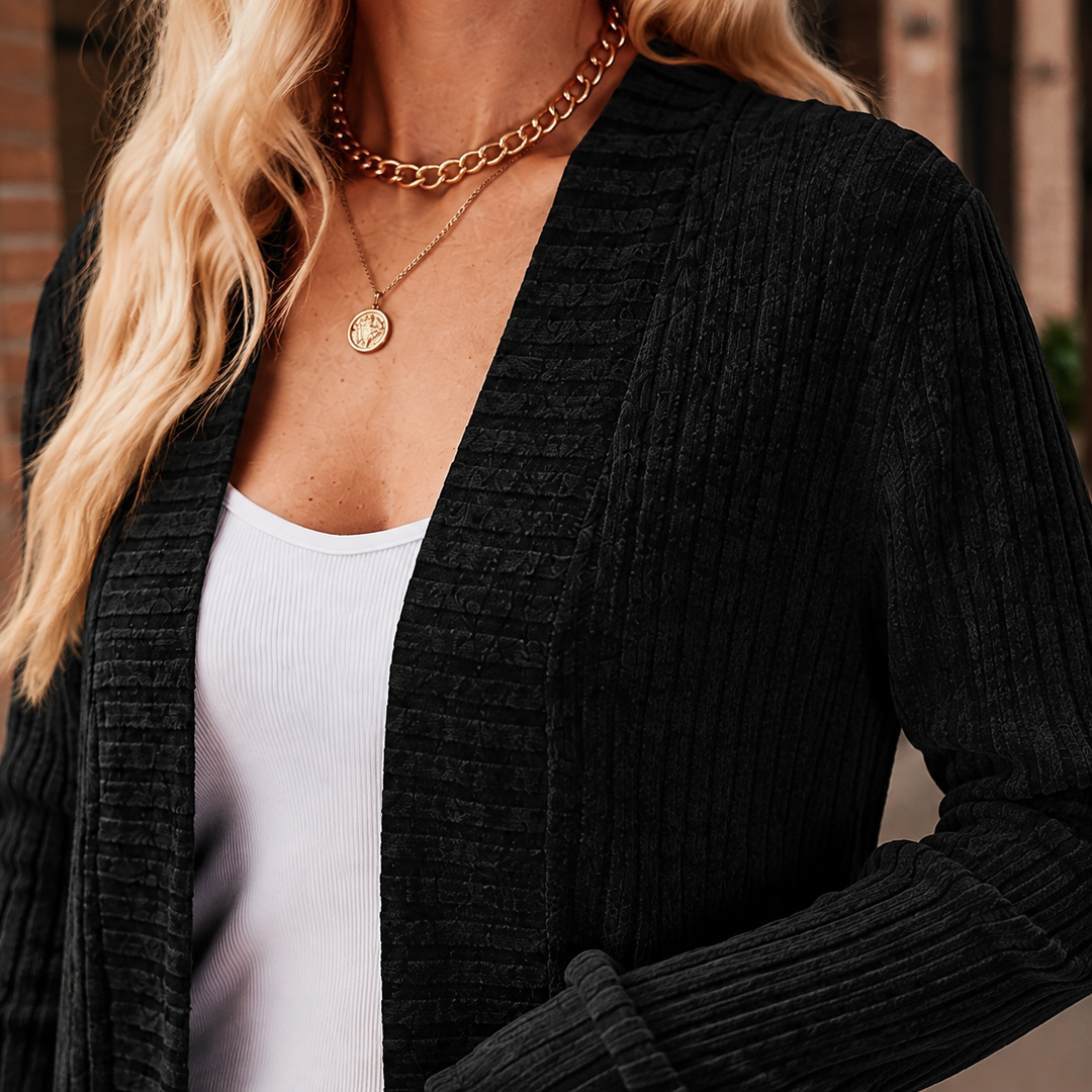 Women's Grace-Kate Ribbed Cardigan in Black | Invictora.com