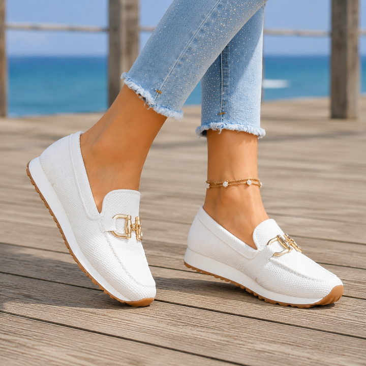Women's Carbone Orthopedic Sneakers in Beige | Invictora.com