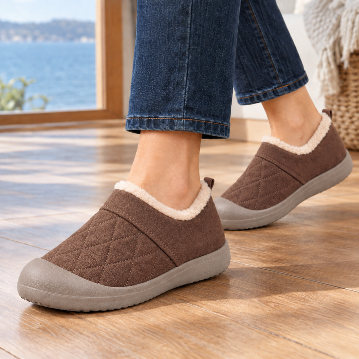 Women's Sanguineti Quilted Shoes in Black | Invictora.com