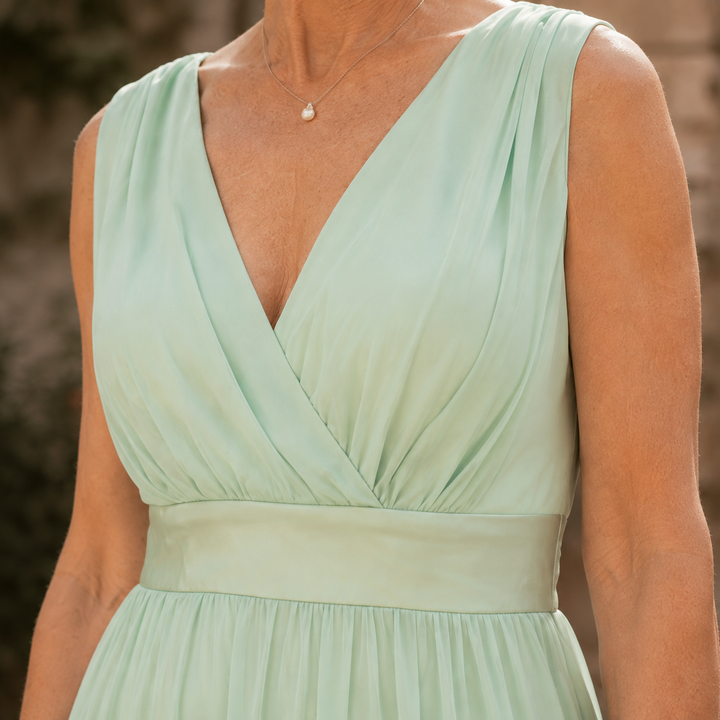 Women's Fleur-Faye Floral Maxi Dress in Light Green | Invictora.com
