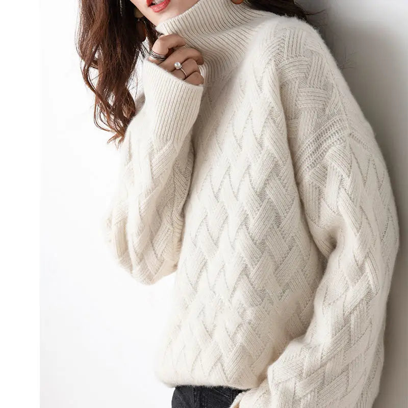 Women's Valentina Diamond Turtleneck in Cream | Invictora.com