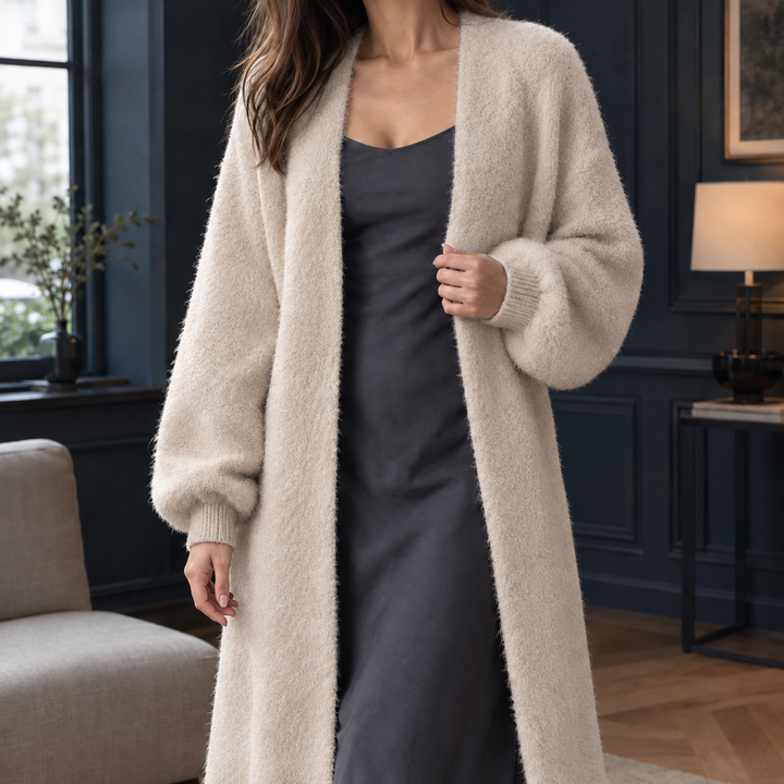 Women's Isla-Grace Longline Cardigan in White | Invictora.com