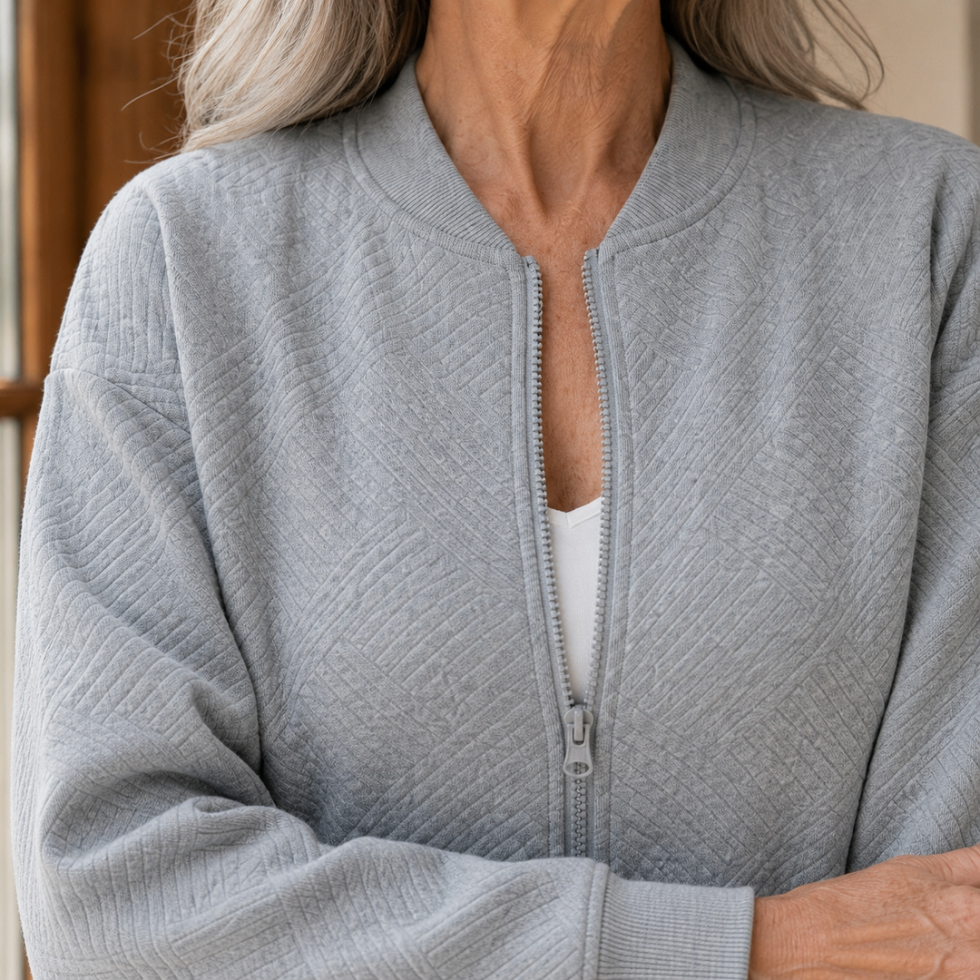 Women's Estella Textured Jacket in Light Gray | Invictora.com