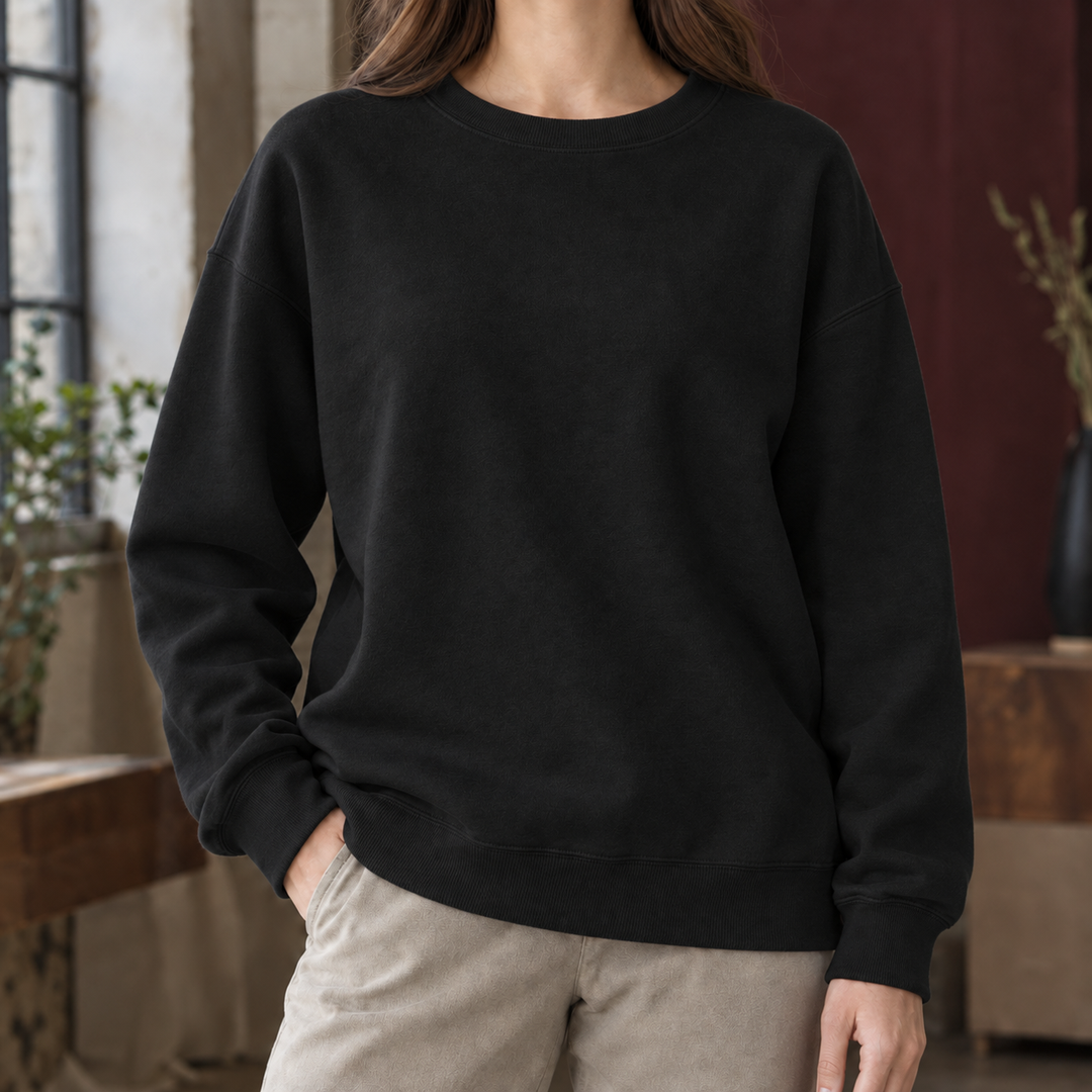 Women's Florence-Kate Relaxed Sweatshirt in White | Invictora.com