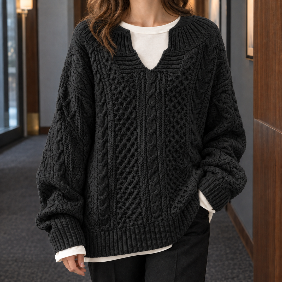 Women's Fernanda-Pearl Cable Sweater in White | Invictora.com