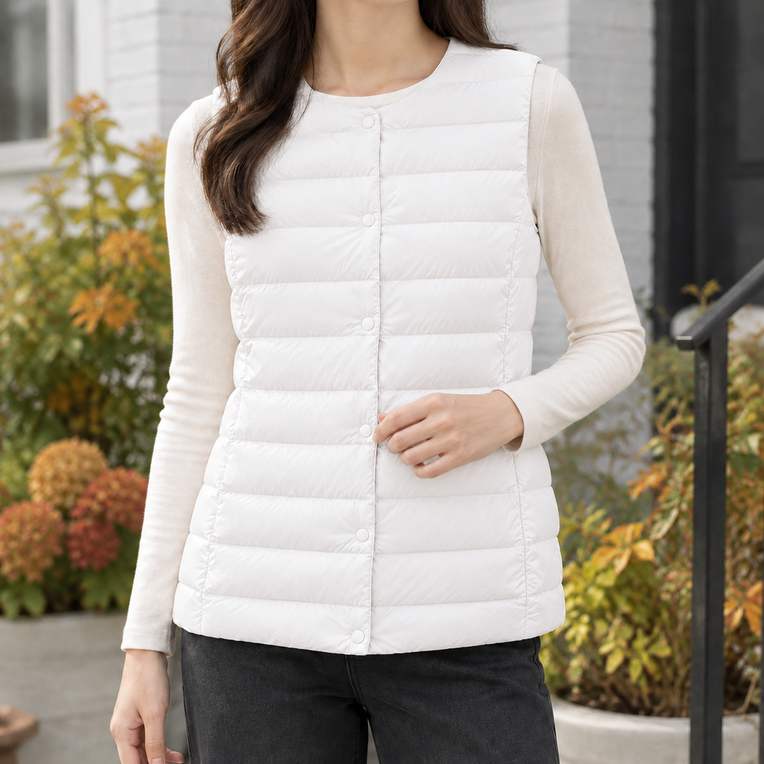 Women's Isabeau-Pearl Cashmere Vest in Beige | Invictora.com
