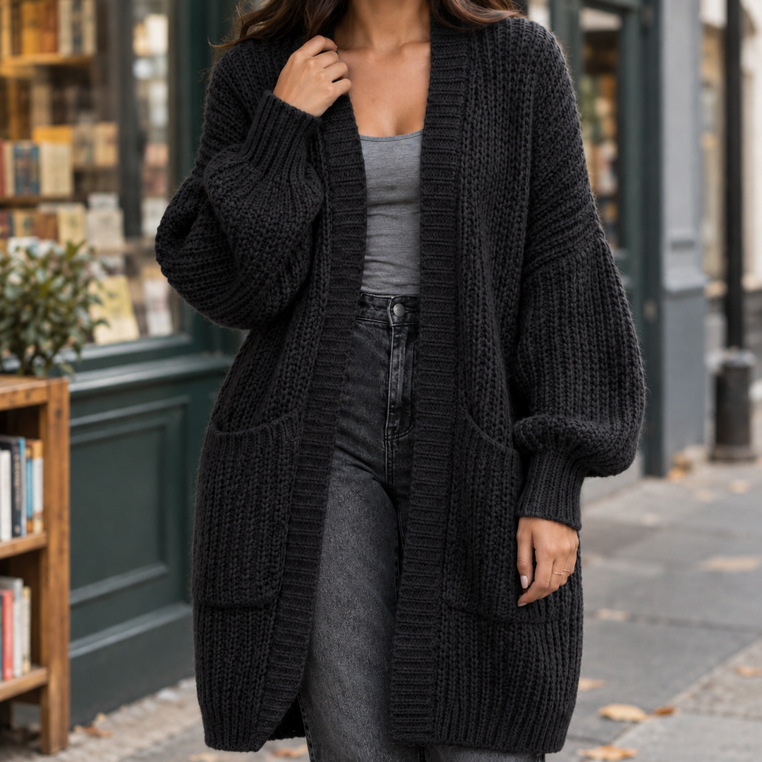 Women's Agnes-Faye Chunky Cardigan in Green | Invictora.com