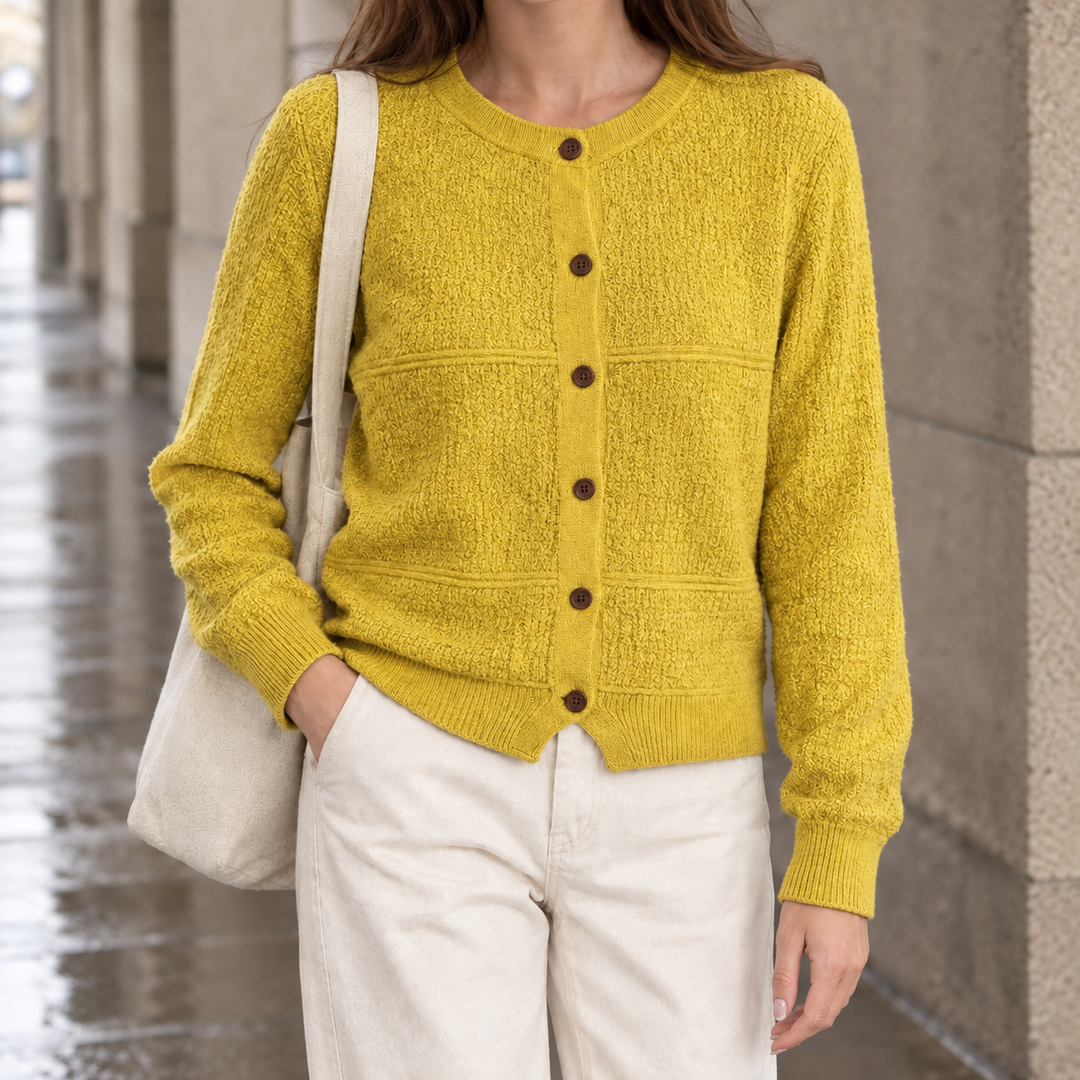Women's Ninon-Hope Textured Cardigan in Green | Invictora.com