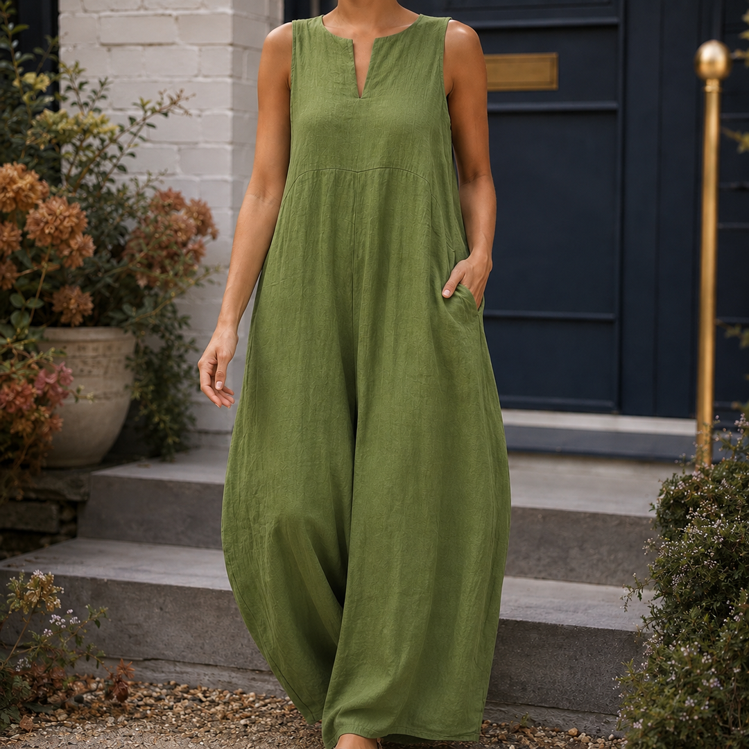 Women's Veronique Wide-Leg Jumpsuit in White | Invictora.com