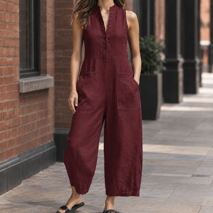 Women's Melisande Barrel Leg Jumpsuit in Black | Invictora.com