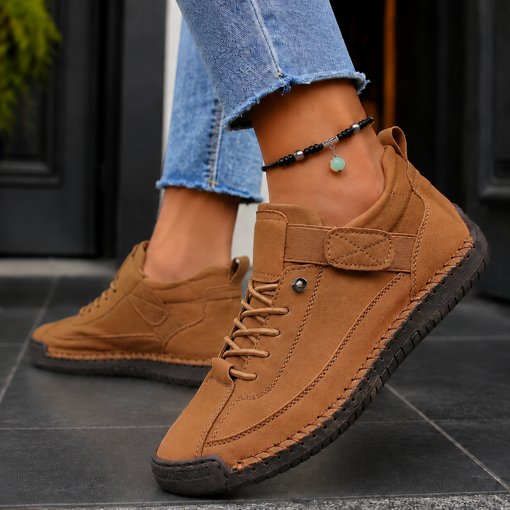 Women's Dandolo Orthopedic Sneakers in Beige | Invictora.com