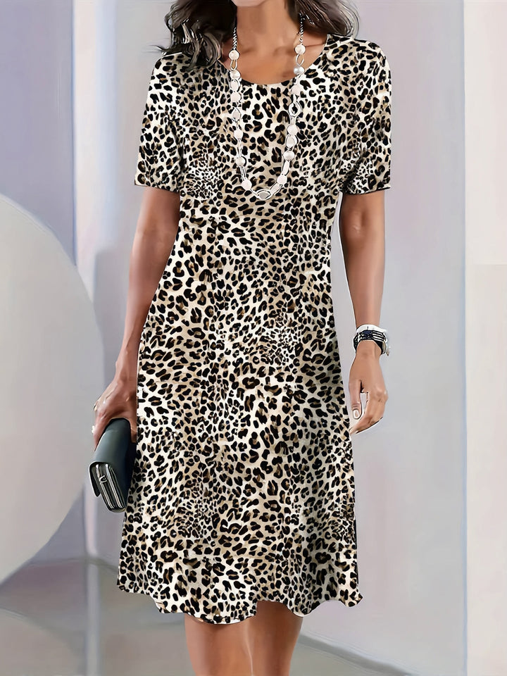 Women's Anouk Printed Dress in White | Invictora.com
